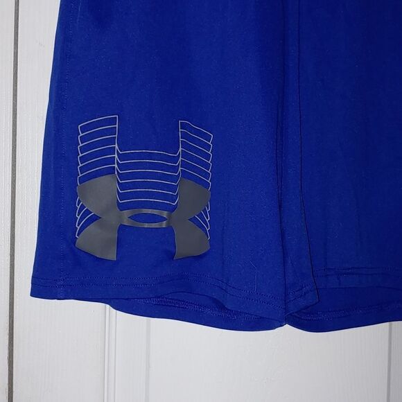 Under Armour loose royal blue shorts with drawstring - Picture 2 of 4